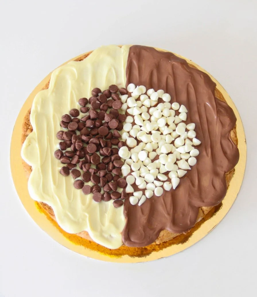 Classic White & Milk Chocolate Cookie Cake 