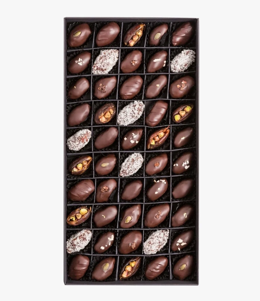 علبة تمور الشوكولاتة الداكنة الكلاسيكية من 50 قطعة من ميزرام