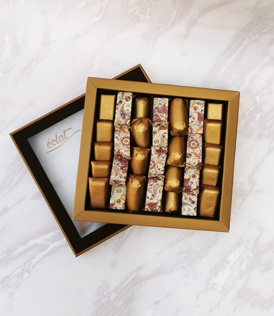 صندوق شوكولاتة بلجيكية بنكهة التوت البري وغيرها من إيكلا