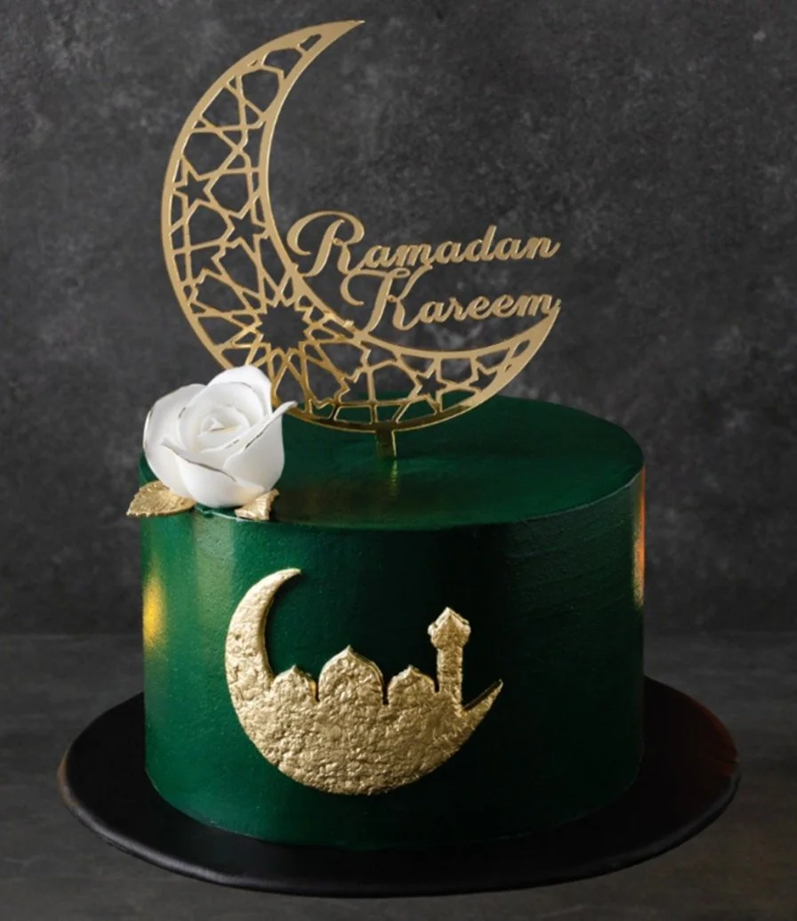 كيك رمضان باللون الأخضر الزمردي 1.5 كجم من كيك سوشيال