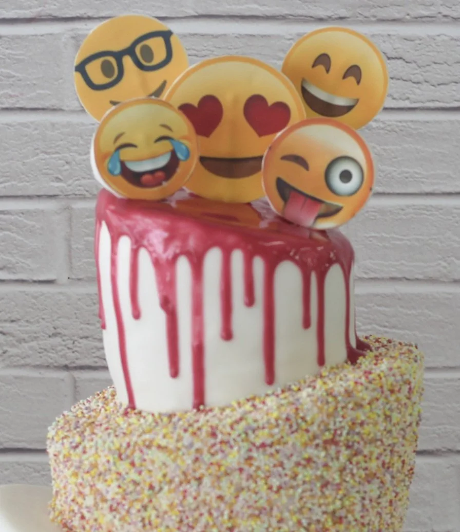 Emojis Cake By Pastel Cakes