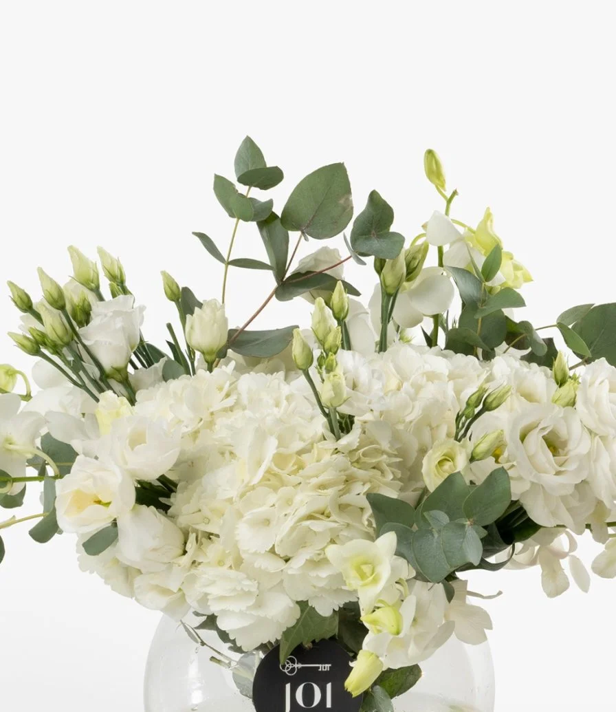 Flower Arrangement and Medium Nour Date Box by Bateel Bundle