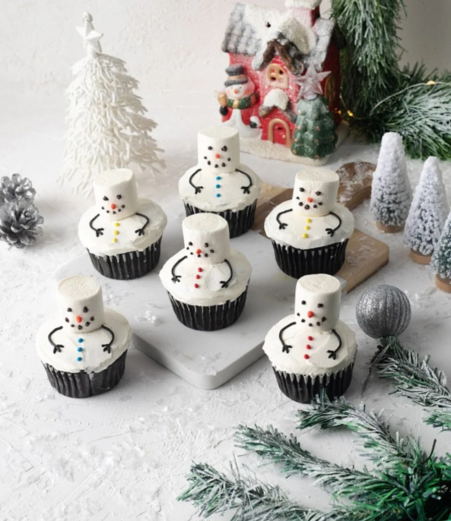 Frosty Snowman Cupcakes by Cake Social
