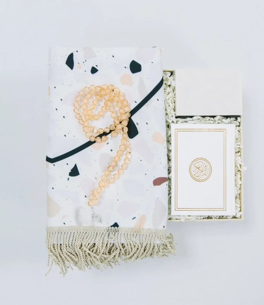 صندوق هدايا الإمتنان بتصميم ترازو من إينا كارتون