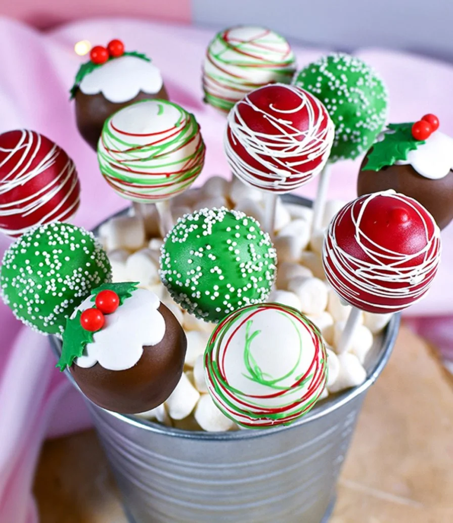 Holiday Cake Pops by Sugarmoo