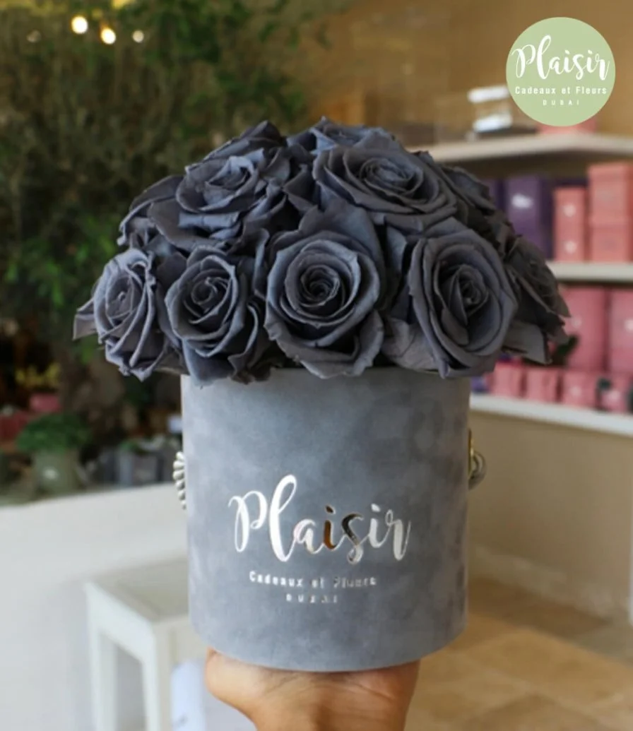 Infinity Grey Roses Round Box By Plaisir