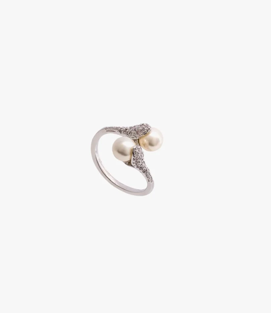 Jackie Pearl Ring - Creme By Lily & Rose