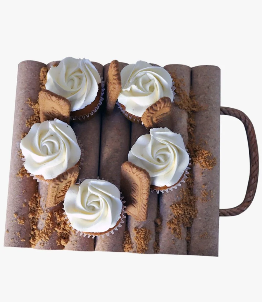 Lotus Crumble Cupcakes by Pastel Cakes 