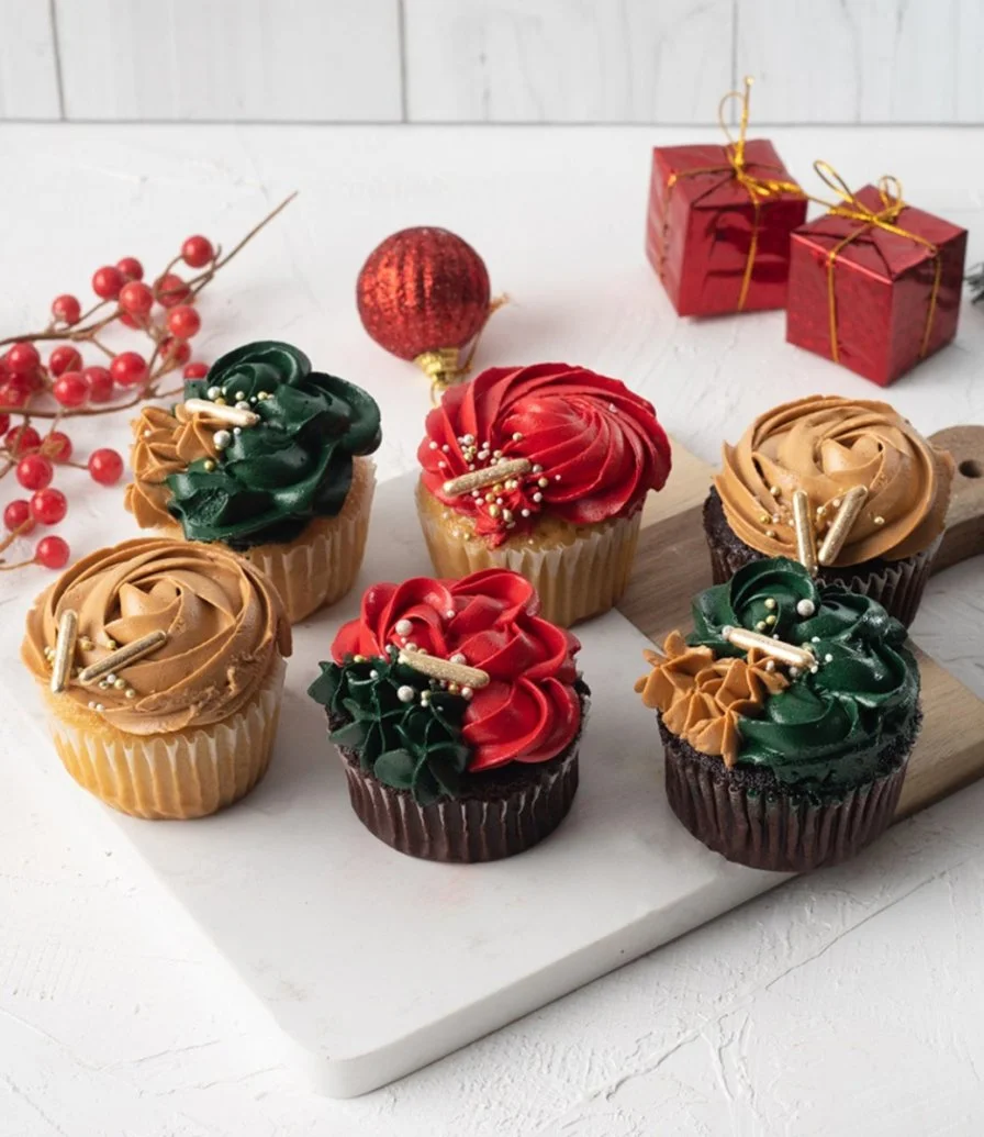 Merry Christmas Cupcakes by Cake Social