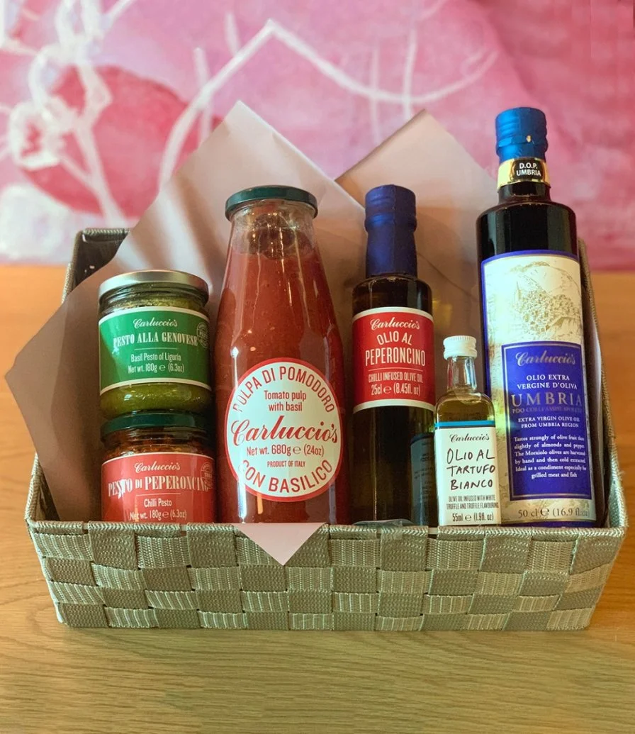 Oil and Sauces Gift Hamper by Carluccio's