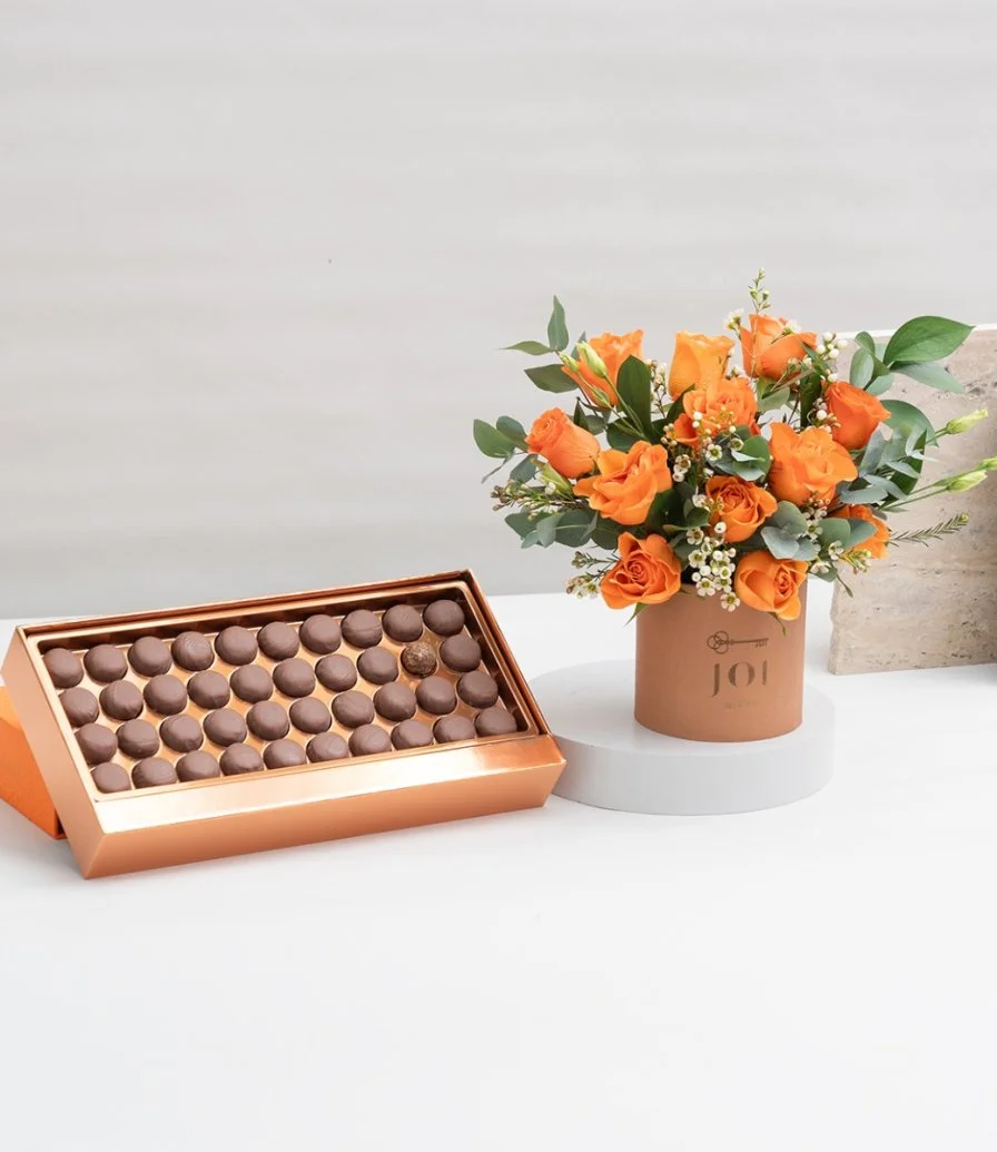 Orange Rose Flower Box and Wafer Chocolate Big By Fahda