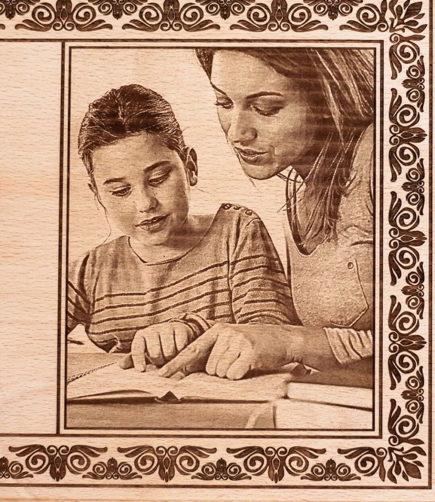 لوحة خشبية فاخرة مخصصة للمعلمين 
