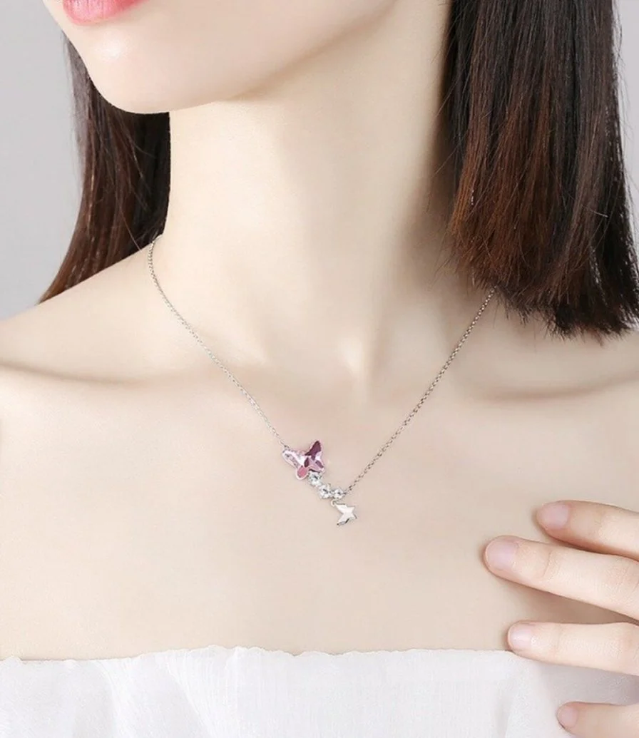 Pink Vania Necklace by La Flor