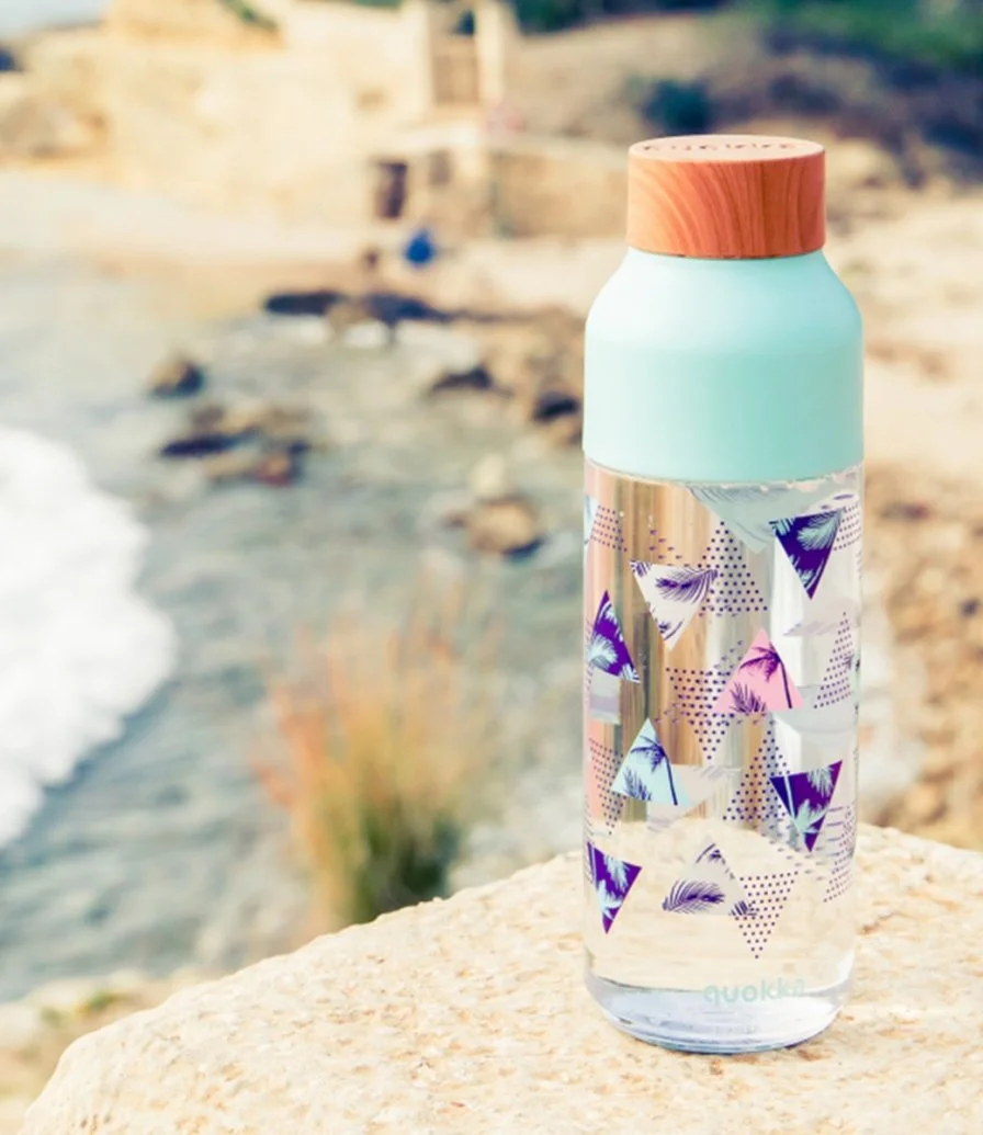 زجاجة مياه تريتان مع غطاء محكم الاغلاق حجم 720 مل تصميم   PALM SPRINGS
