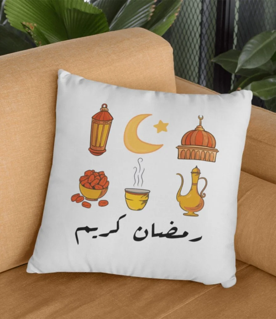 وسادة بطباعة رمضان كريم