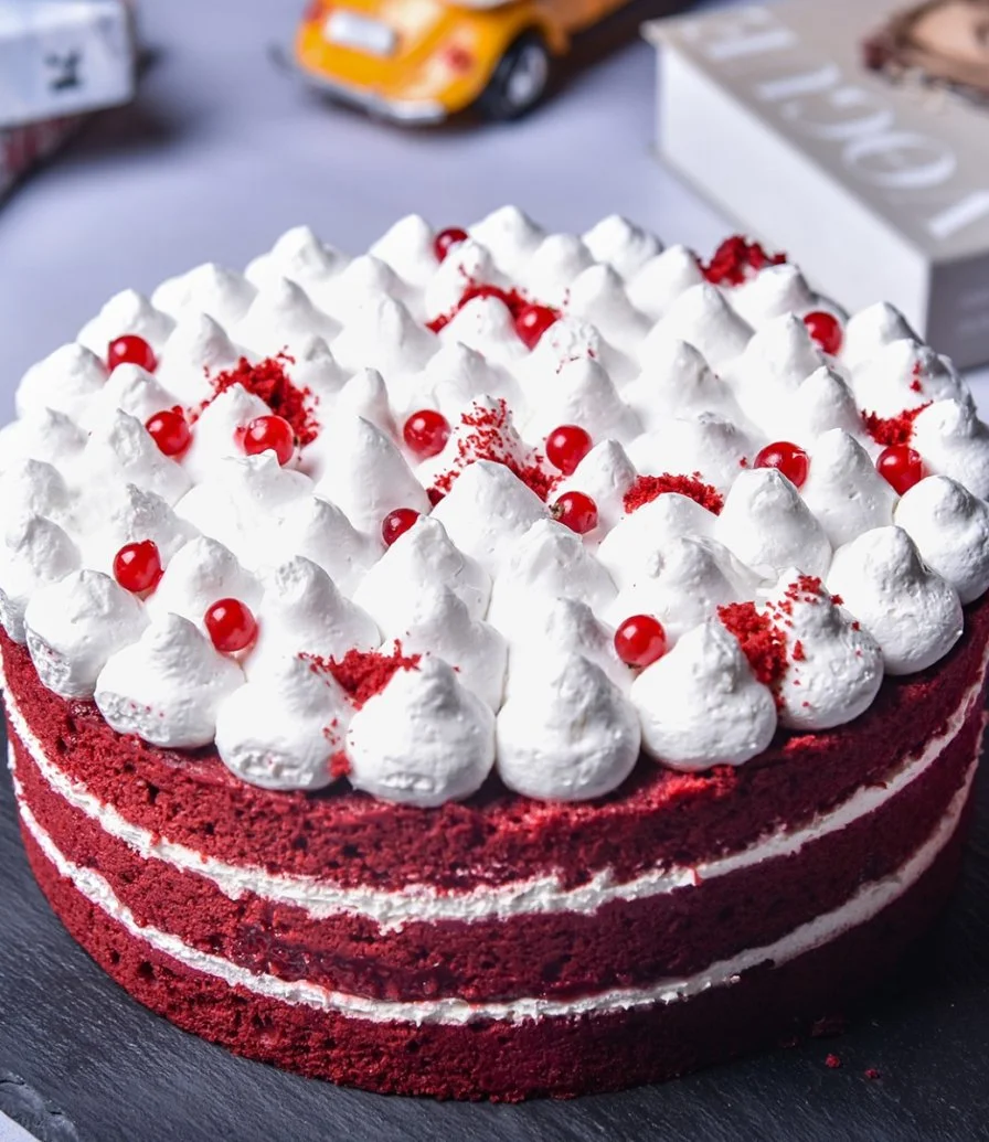 Red Velvet Cake by La Mode