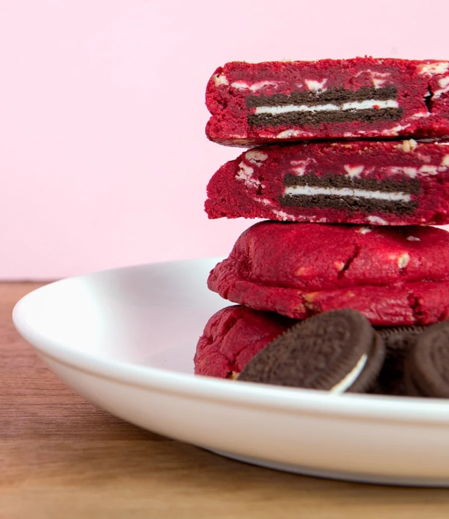 Red Velvet Cookies with Oreo by Sugarmoo
