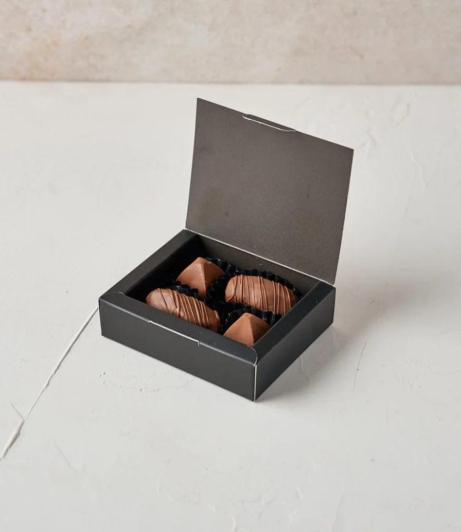 Small Dates and Bonbon Box By NJD