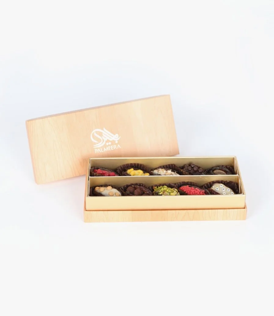 Small Wooden Stuffed Date Box by Palmeera
