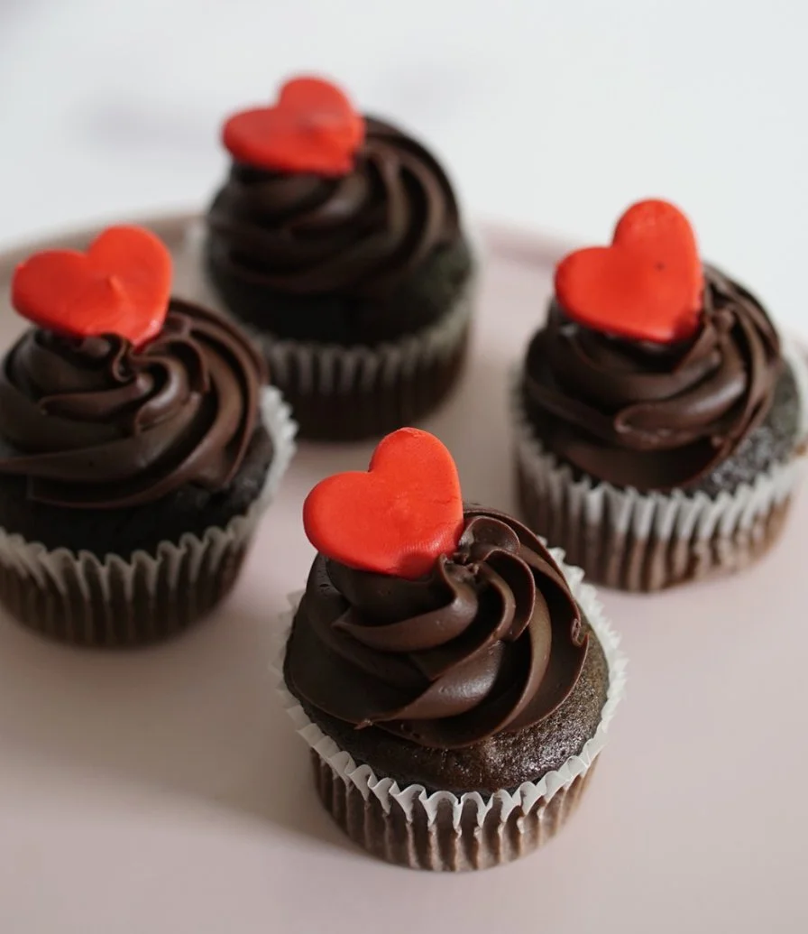 Valentine's Chocolate Cupcakes by Pastel Cakes