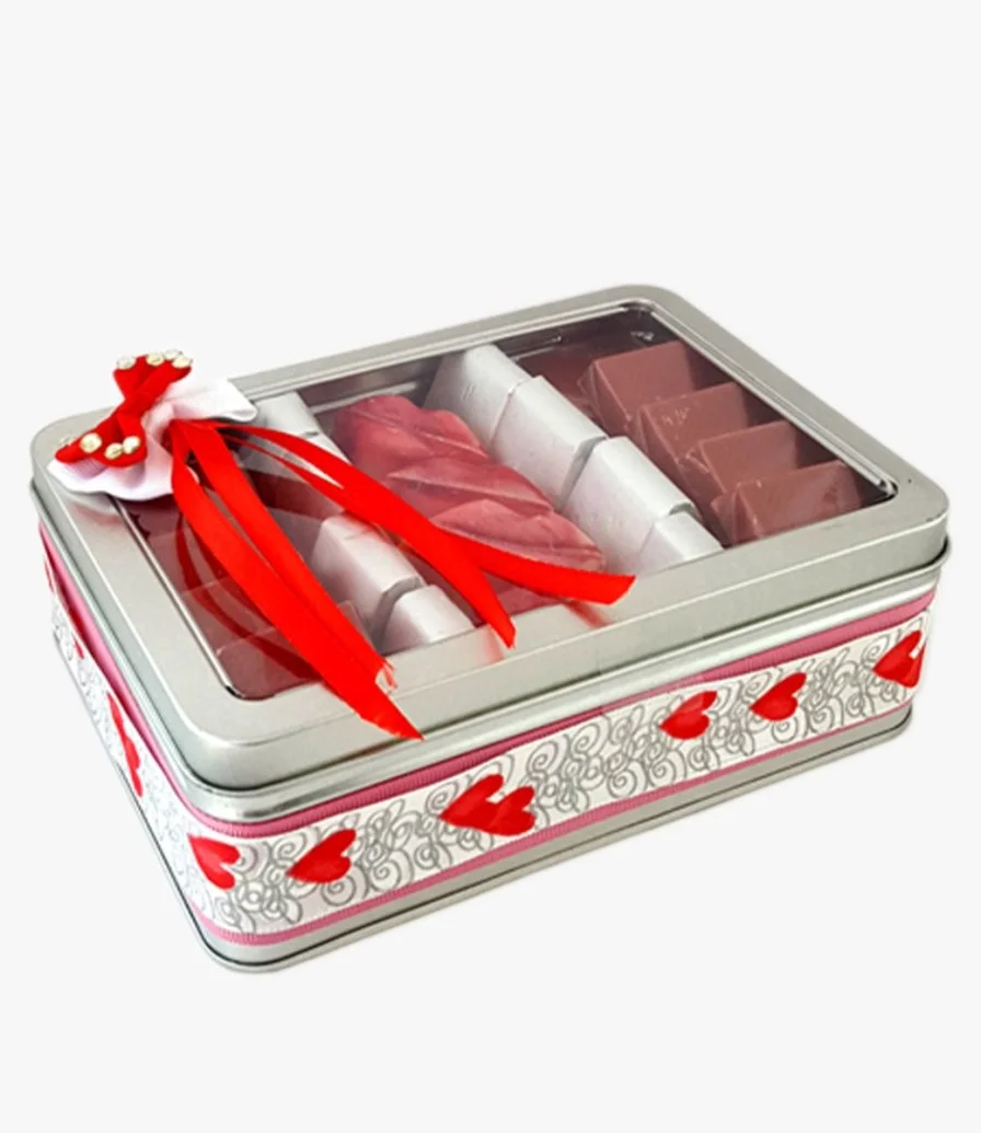 صندوق شوكولاتة معدني لعيد الحب من شي هيلدا