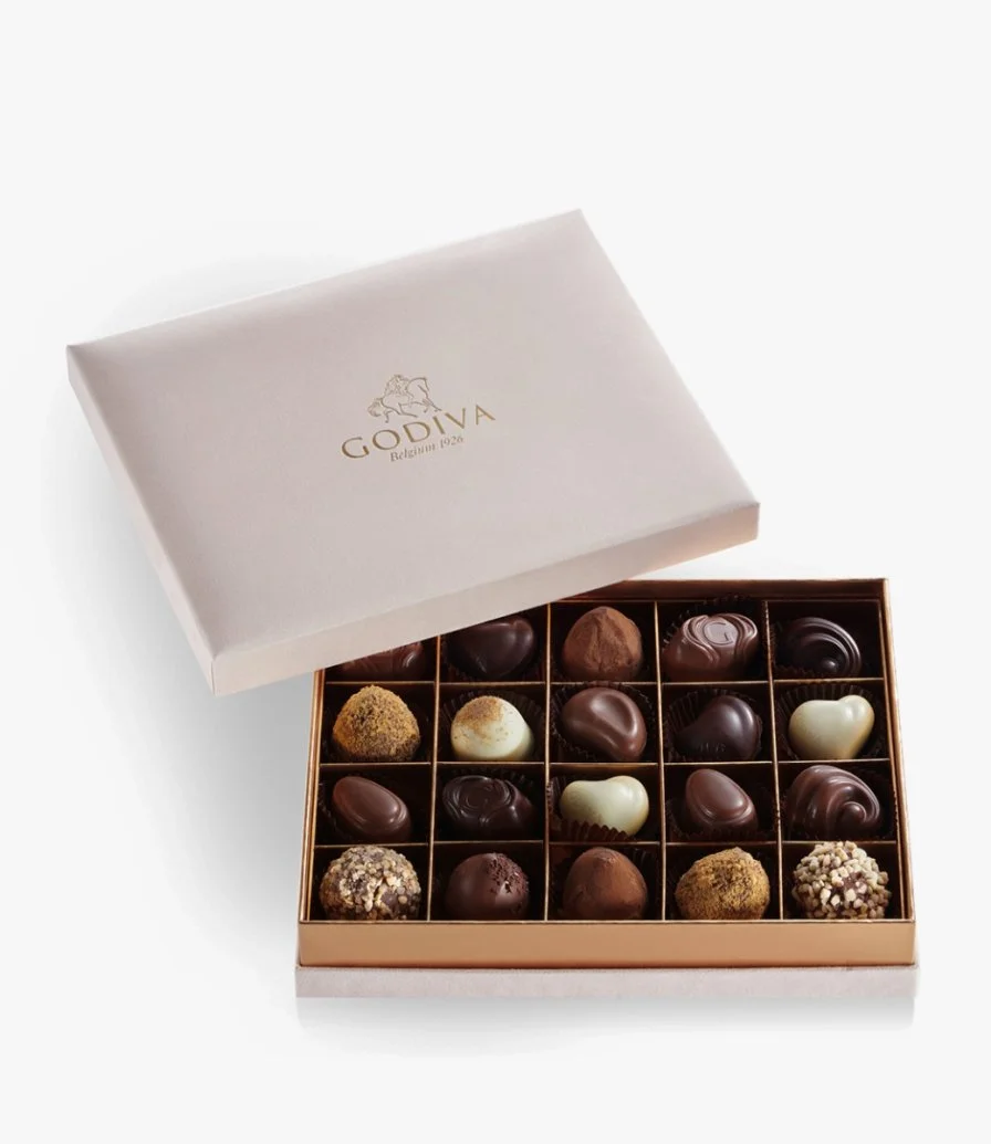Velvet Chocolate Gift Box Beige 20 pcs by Godiva