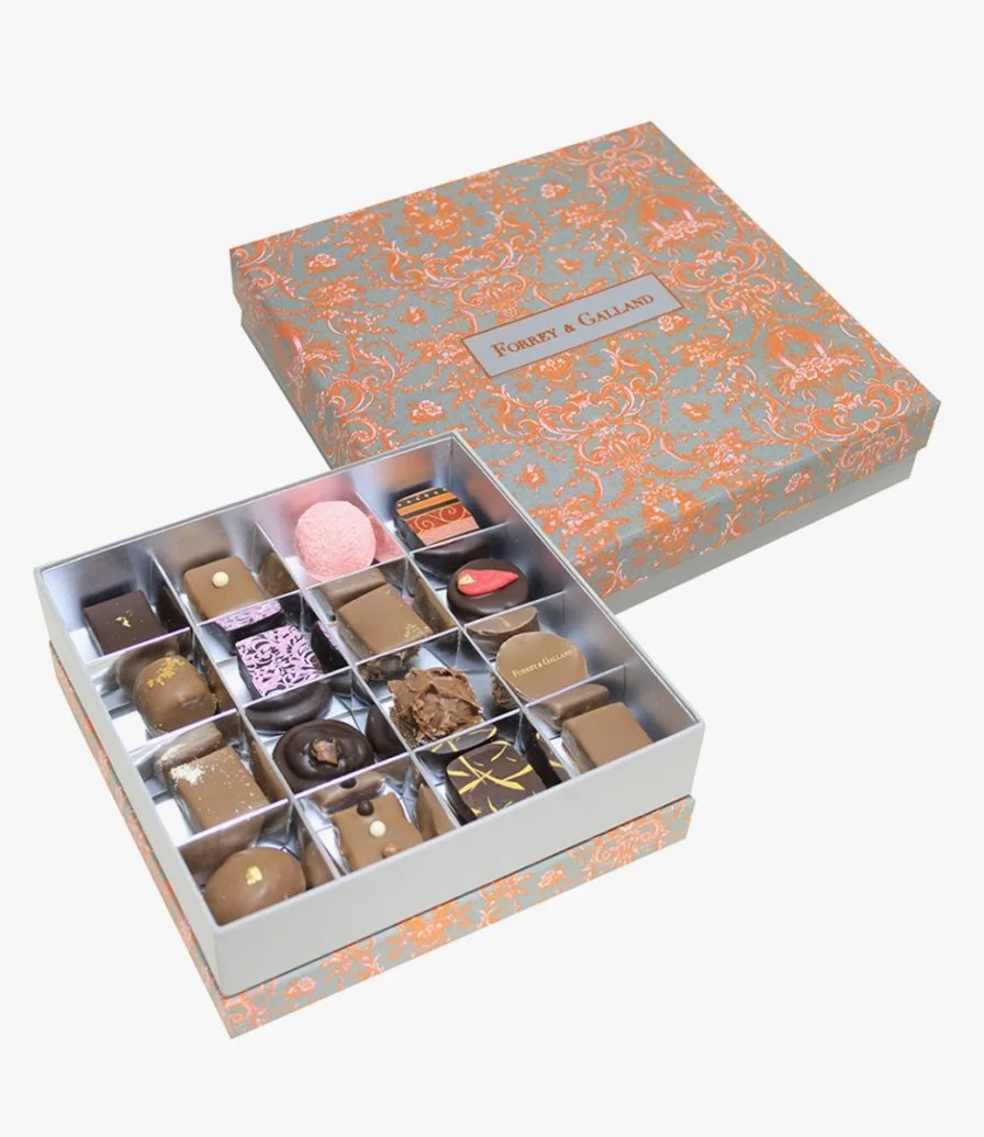 Womens Day Classical Box  