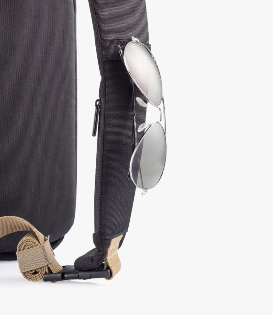 حقيبة اكس دي ديزاين بوبي سلينج باللون الأسود من جاساني