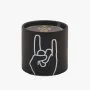 شمعة إمبريشنز 5.75 أونص سيراميك  أسود مع جلد "روك أون" من بادي واكس