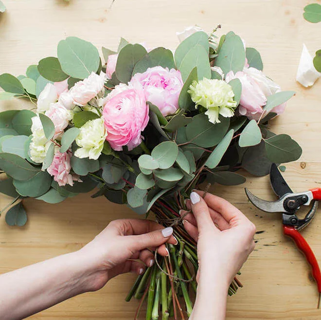 5 Tips to Keep Your Flower Gift Longer!
